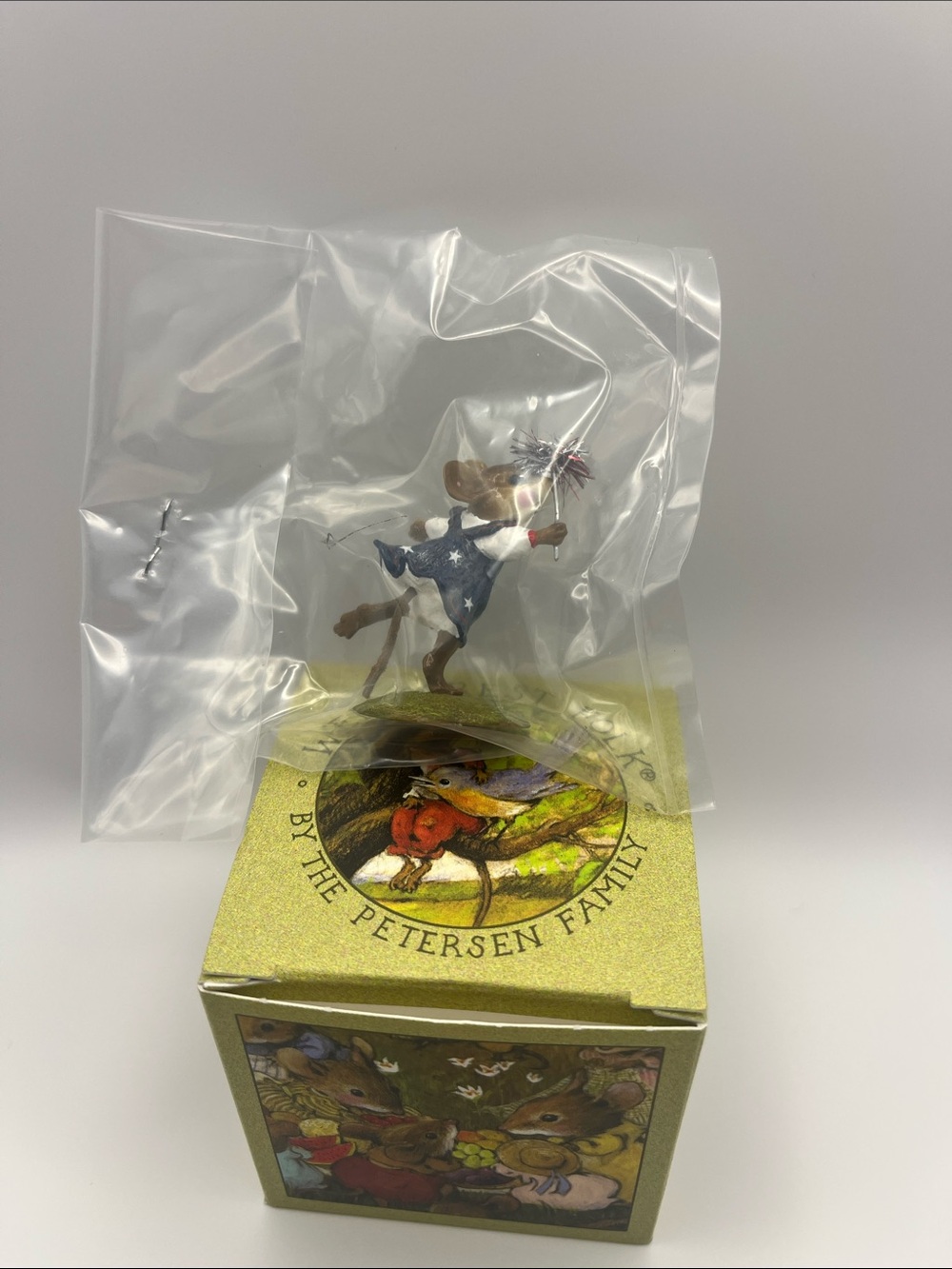 Wee Forest Folk M-322a Star spangled sparkler Mouse Figurine Very Rare New w box